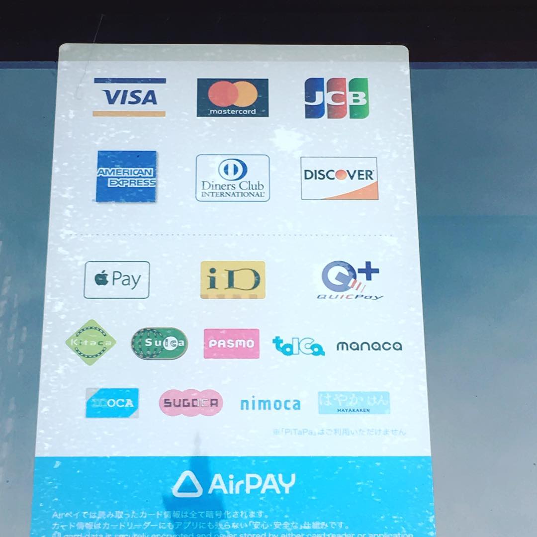TSUMIKI では、クレジットカードのお支払いが可能になりました！
ランチ、ディナー共に対応可能です(๑˃̵ᴗ˂̵)
取り扱い可能カードについては、写真に記載されているものになります。お気軽にスタッフへお申し付け下さい！