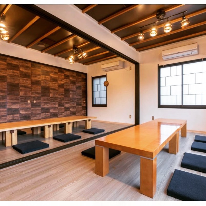 風も強くて、朝晩の冷え込みがツラくなってきましたね
ふっゆーがーはーじまるよ♫

TSUMIKIでは、ご宴会のご予約が増えてきました。
1番人気はやはり《女子会プラン》
6〜7品のお料理と飲み放題付きのプランです。消費税は上がりましたが、内容もお値段もそのままです（税込み¥4000  男性は¥4300）
2階のお席は最大30名前後収容可です。
忘新年会にオススメです。
また、第二駐車場もあるので、駐車場の心配もいりません。

まだお席が空いている日もあります。
お早めにご連絡下さい٩( 'ω' )و