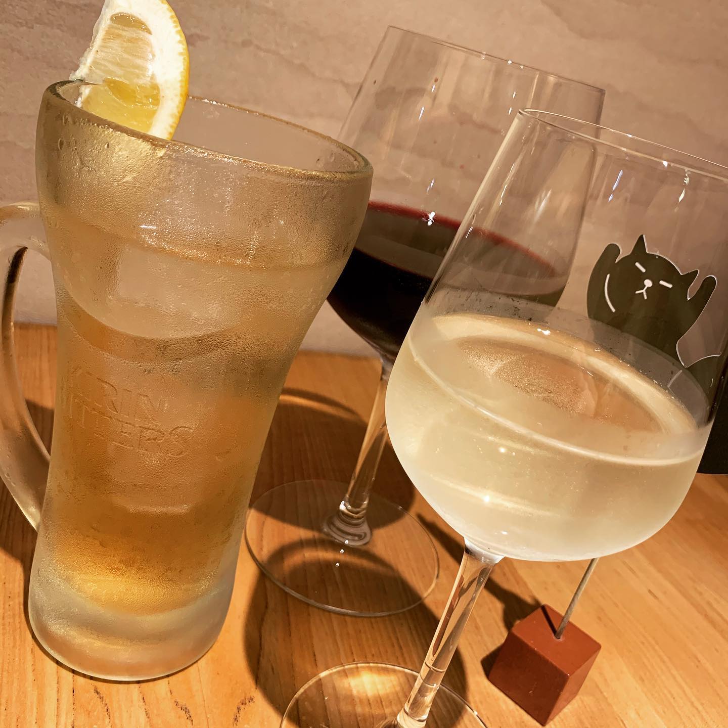 実は今月の4日で2周年を迎えたTSUMIKI。
コロナ禍で、大々的に出来ませんでしたが、 期間限定で
平日のディナータイムオープン17時30分〜19時までにご来店のお客様は、ドリンク全品半額になります！（ボトルは除く）
※お一人様2オーダー制

この機会にぜひ🤗

テイクアウト・デリバリーも引き続きご用意しております。
こちらもご利用ください





#スパニッシュ
#バル
#バーニャカウダ
#おうちごはん
#ディナー