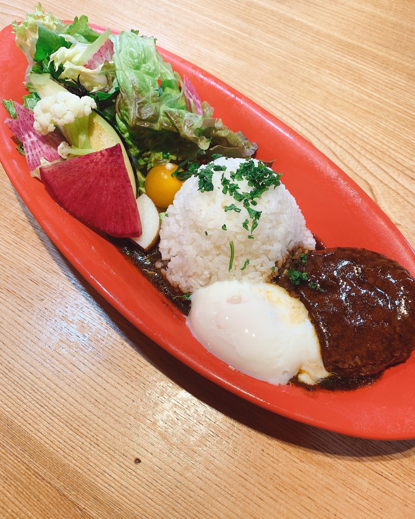 2022.07.27

毎日暑いですね
外に出かけるのも躊躇うほど…

そんな皆様に朗報です！
TSUMIKIでは、
『SNSを見たよ』の合言葉で、ランチ全品¥100引き️

本日から８月１１日までの期間限定です♪

人気のロコモコプレートも、定番のTSUMIKIランチも、ガッツリローストビーフ丼も…
暑い夏も、お得に美味しく楽しめます☆

TSUMIKIのランチで暑い夏を乗り切ろう️